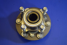 Front Wheel Bearing Hub Assembly GMB With Fitting Bolts