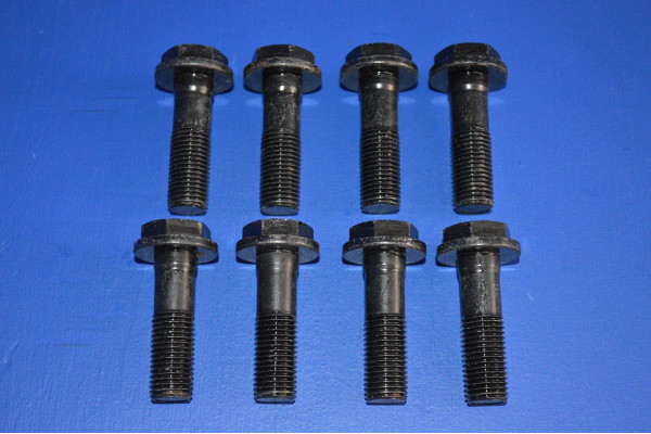A Genuine part.A complete set of flywheel to crankshaft fitting bolts.